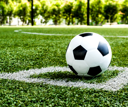 "Huismeester bij SC Rijnland in Tolkamer. 16-20 uur per week. Afwisselend buitenwerk, zelfstandig, fysiek actief, in een sportieve en gezellige omgeving.