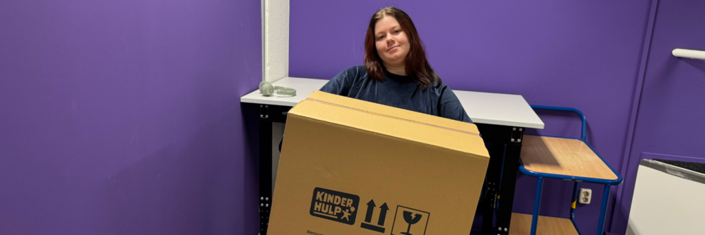 Francisca ontvangt Op jezelf Woon-box van Kinderhulp