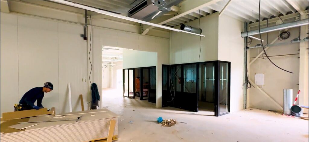 Productiehal in december